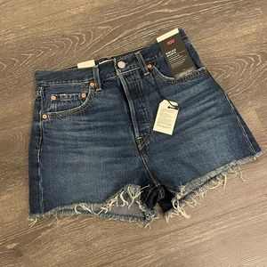 Levi’s Ribcage Denim Shorts.